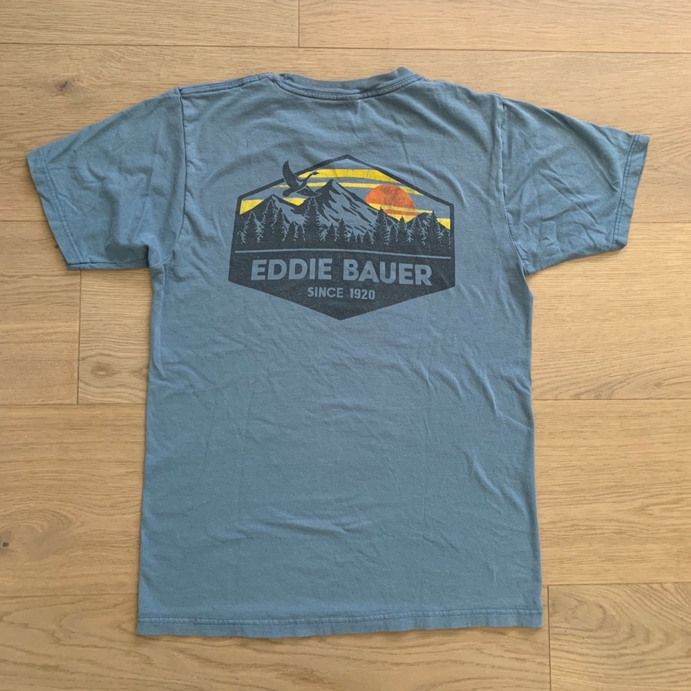 Vintage Eddie Bauer Women’s Blue Short-Sleeve Cotton Tee Mountain Sunset Graphic